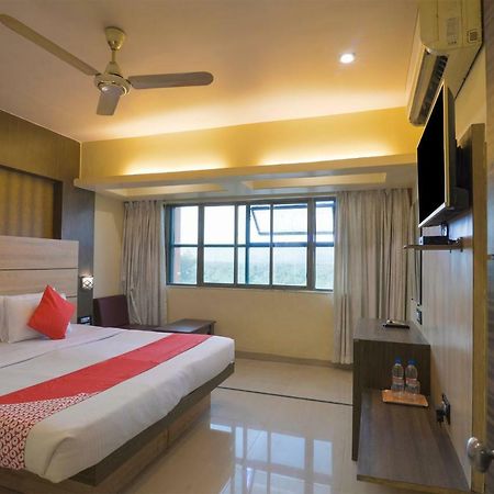 Oyo 3287 Hotel Mansarovar Navi Mumbai Exterior foto