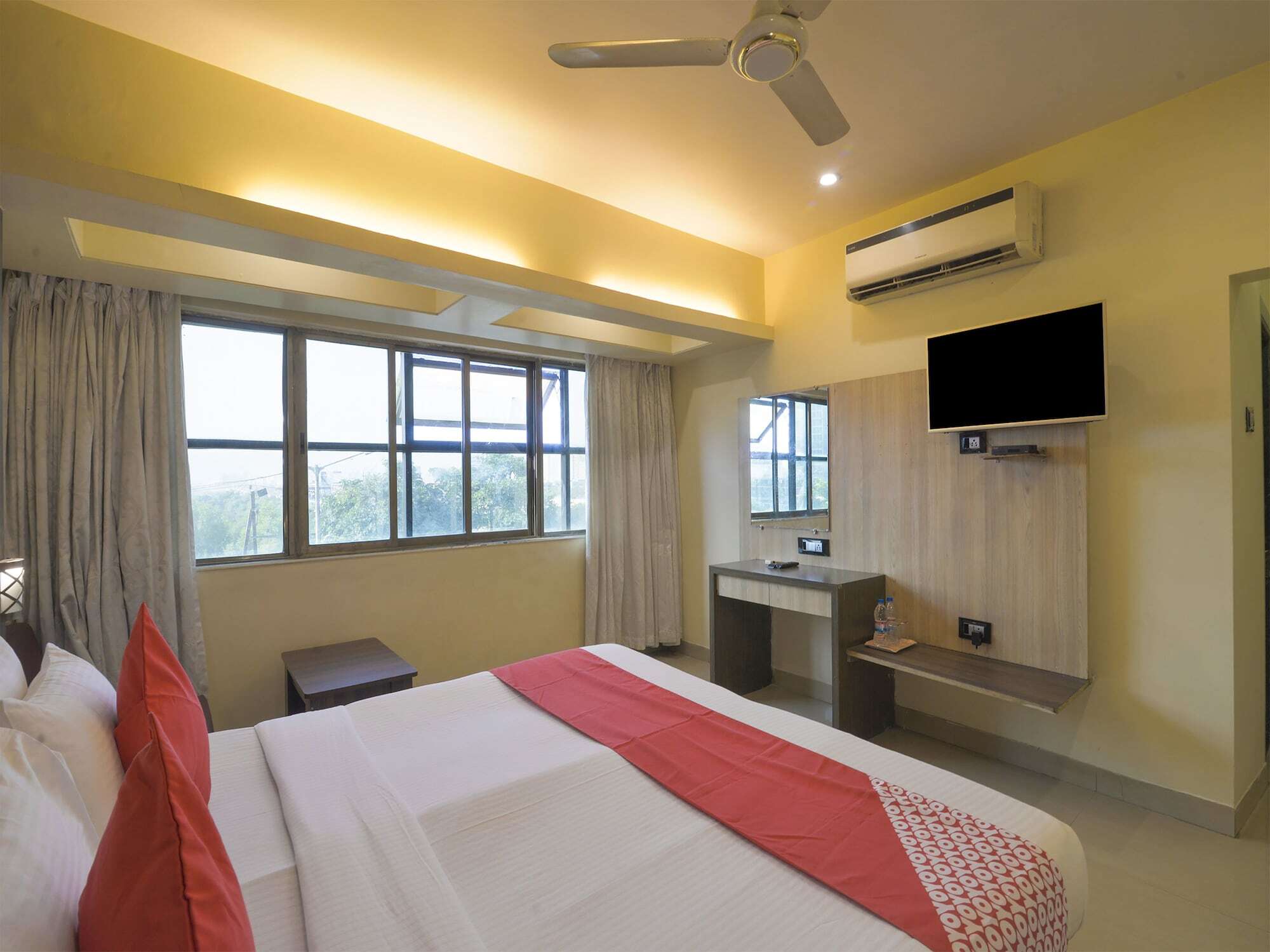 Oyo 3287 Hotel Mansarovar Navi Mumbai Exterior foto